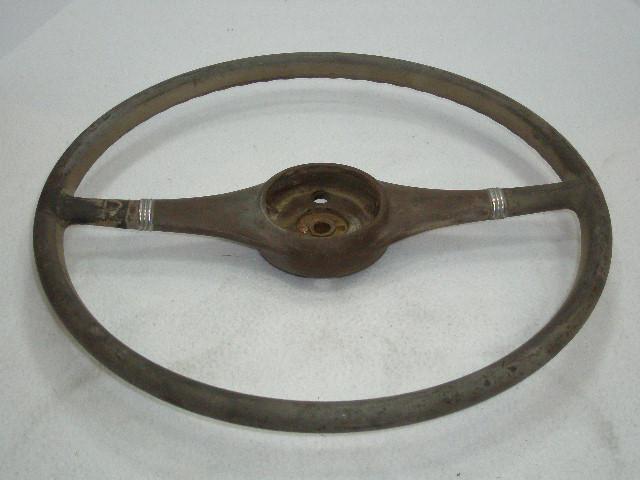 Vintage steering wheel oem original no cracks very good condition
