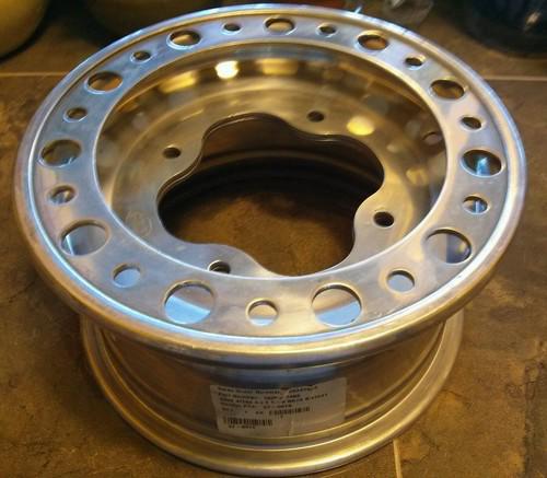 ________itp quad rim fits suzuki reinforced bolth sides. (new)_________