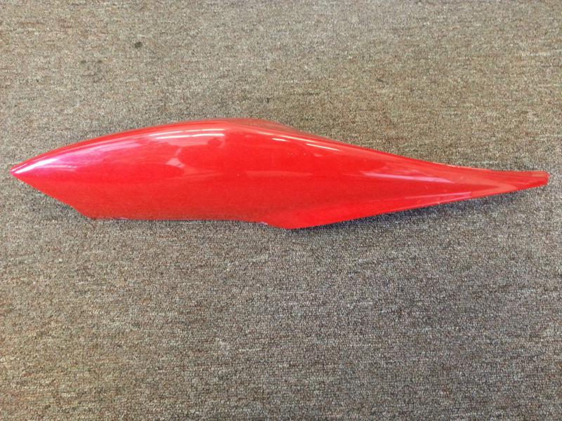Used factory oem right rear tail fairing red suzuki gsx-r600 2006-2007