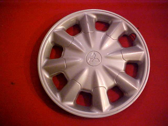 Mitsubishi diamante wheel cover hub cap 15"