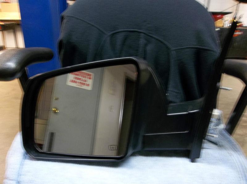 2007 - 2011 toyota tundra driver side door power mirror heated oem