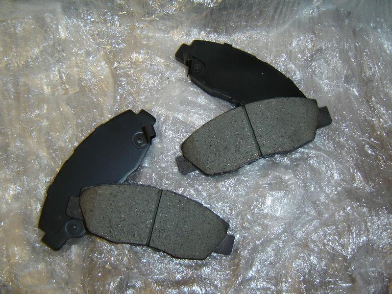 Ceramic rear disc brake pad set d584ct