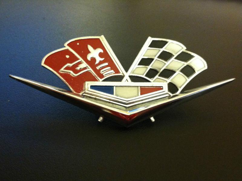 1962 1963 chevrolet impala & corvette v flag emblem (original)