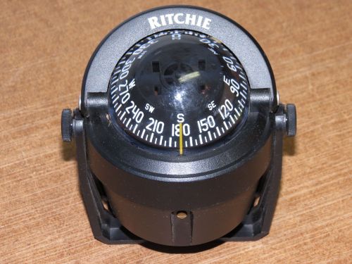Ritchie b-51 explorer lighted compass, bracket mounted black