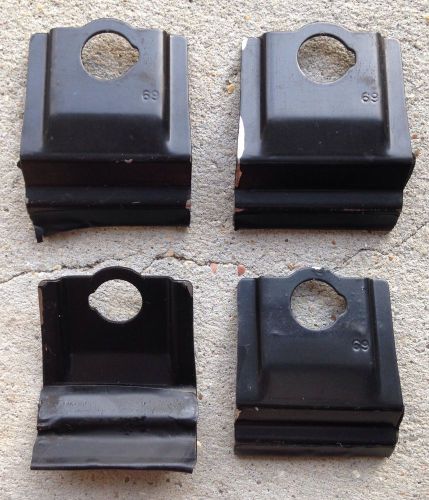 Yakima q69 q clips for roof racks - set of four (4)