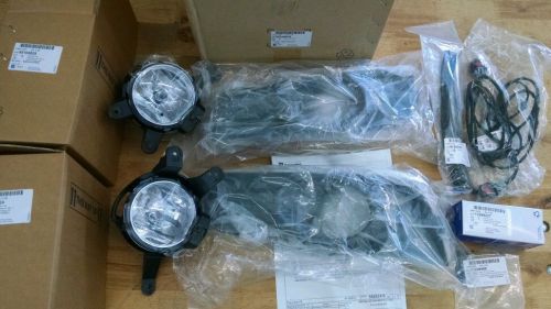 Gm # 95248415 fog lamps lights clear lamps black 4&#034; round new w/ warranty oem
