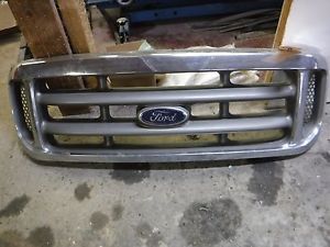 2003 2004 ford f250 f350 king ranch grill ( excellent shape)  oem