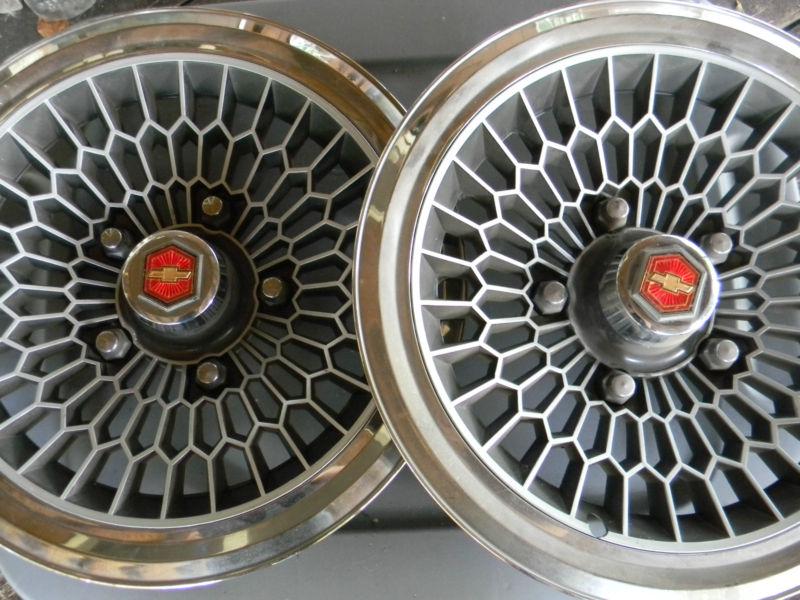 Set of two 1978 1979 1980 1981 chevy el camino malibu hubcaps