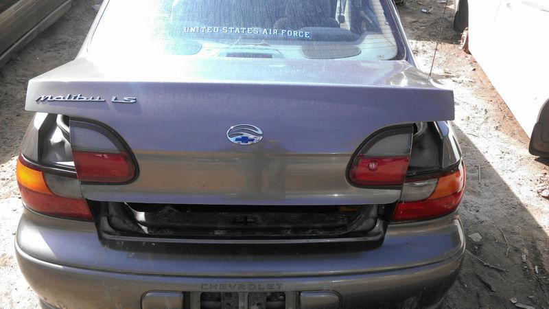 1997-2005 chevy malibu trunk lid with lights & emblem 97 98 99 00 01 02 03 04 05