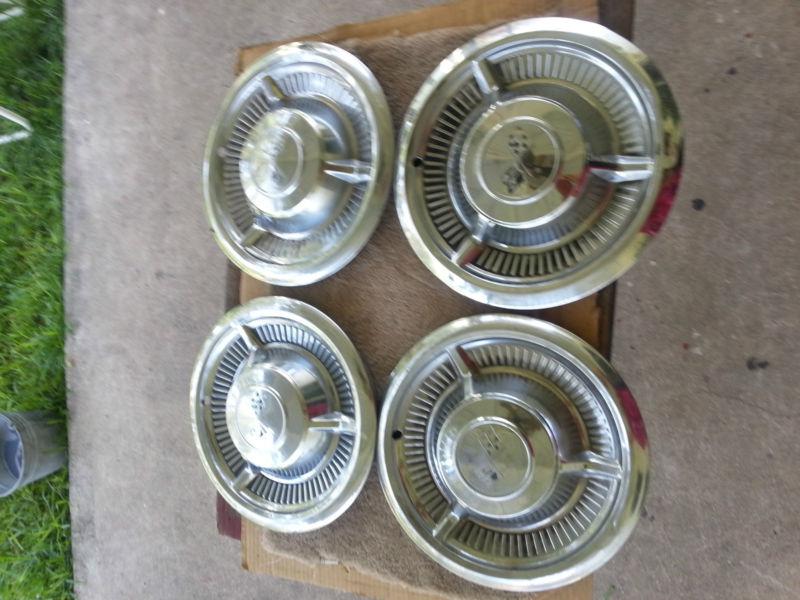1958 chevrolet hub caps 