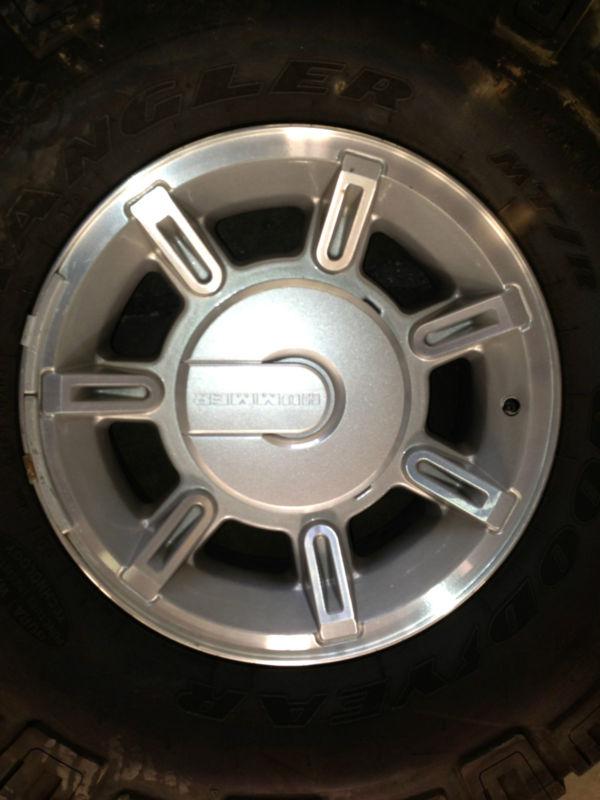17" factory hummer h1 alpha wheels goodyear tires ctis usa oem rft