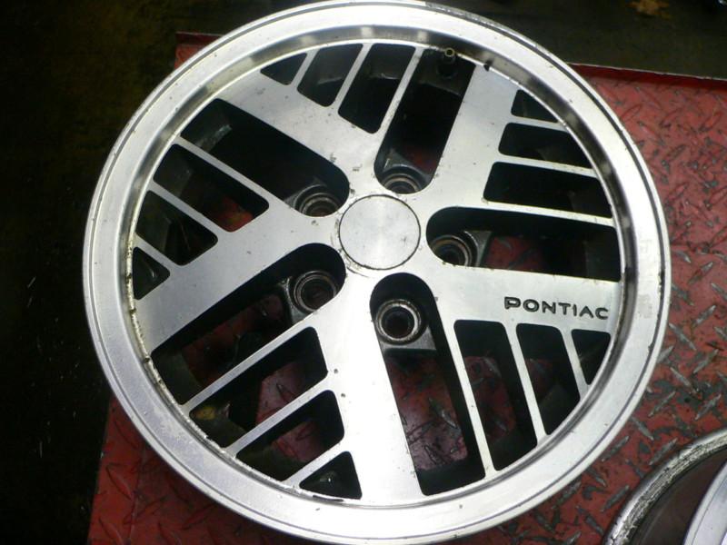 84 pontiac fiero single oem alloy replacement wheel #1
