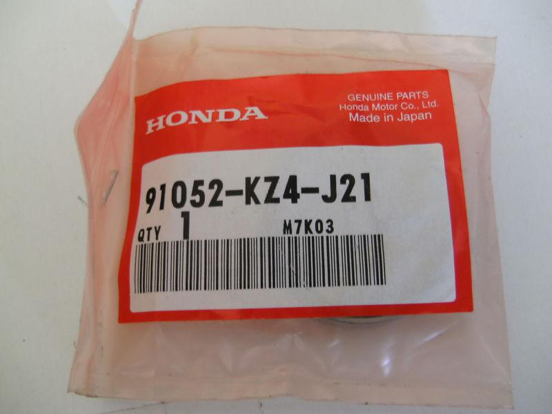 Honda nos oem  radial ball bearing (6905rs) 91052-kz4-j21