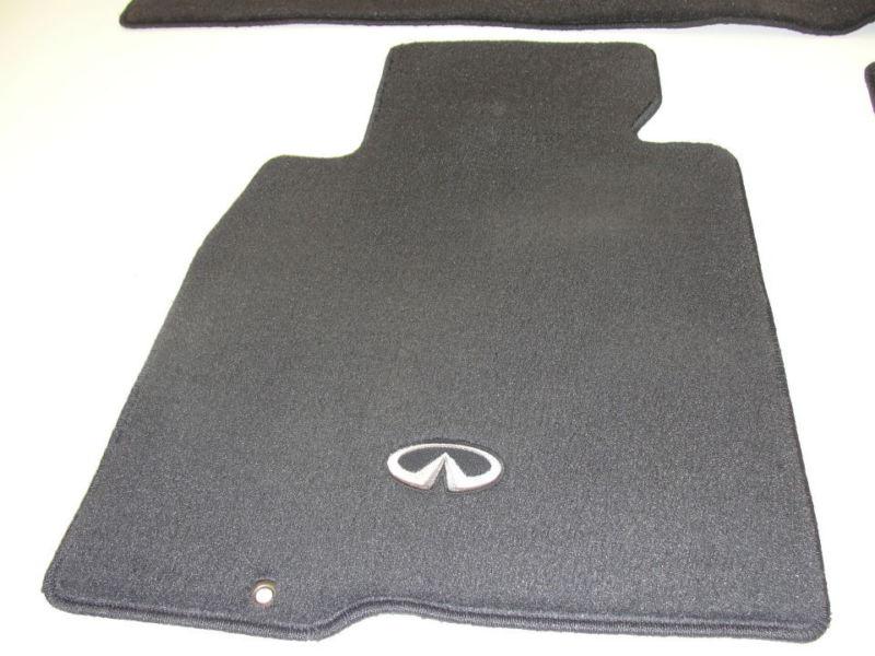 1367. g35 07 08  floor mat mats set logo carpet liner oem great condition