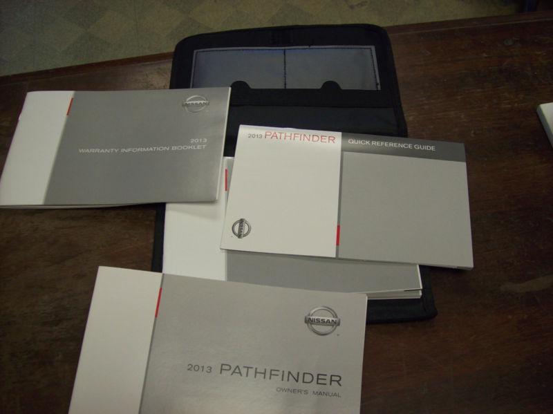 2013 nissan pathfinder owners manual  set in factory oem case