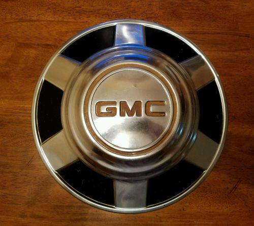 (1) 1973-1987 gmc truck dog dish wheel hub cap suburban blazer oem 4x4 or 4x2