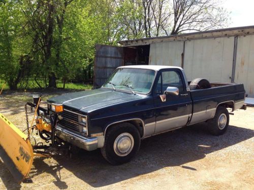 1984 chevy 2500 scottsdale 2 wheel drive with meyer 7 1/2 ft.snow plow