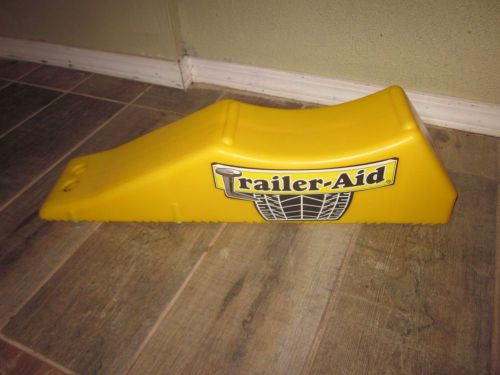 Trailer aid tandem tire changing ramp, yellow