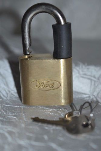 Vintage ford truck/car/mustang spare tire brass padlock/lock-2 keys-rubber gaurd