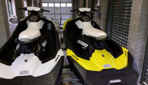 Two 2015 seadoo spark 3up jet skis with trailer