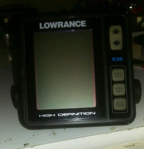Lowrance x-28 fishfinder depth finder boat monitor works great