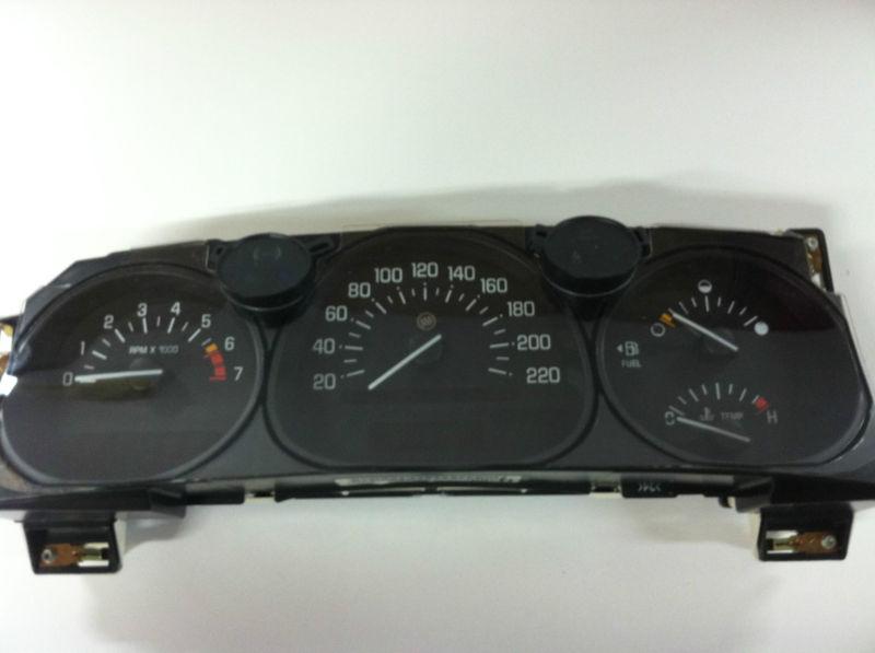 2004 buick lesabre  speedometer cluster oem kmh canadian kph box 9d17/19