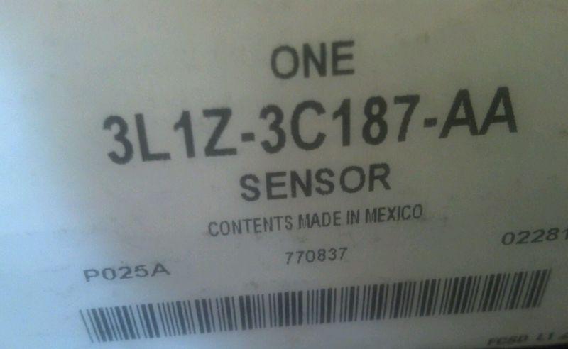 Oem genuine ford part sensor for traction control new in box 3l1z 3 c 187a a