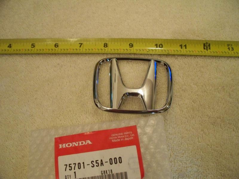 Honda civic deck lid emblem badge