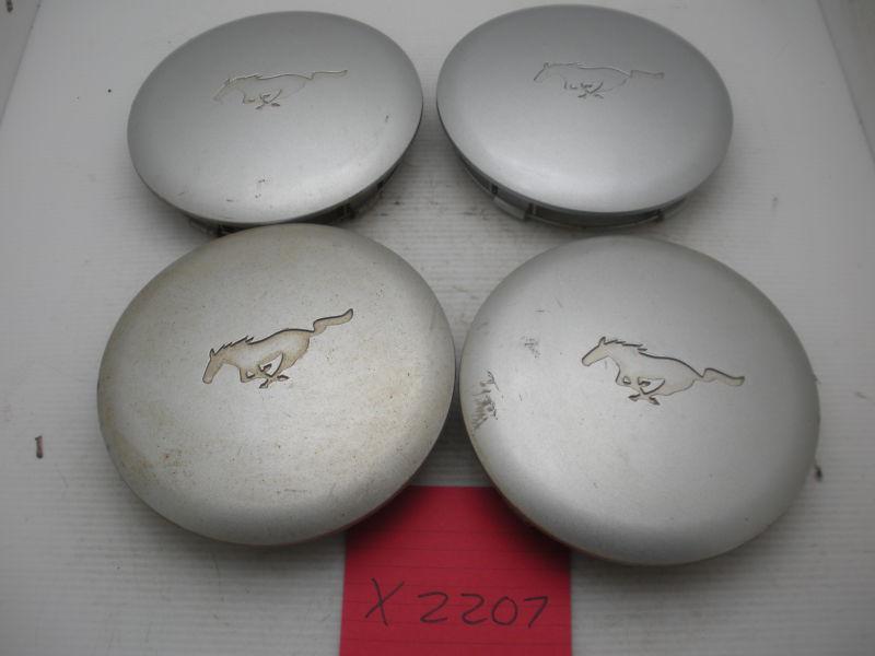 Set of 4 oem 94-04 ford mustang f4zc-1a096 wheel center caps hubcaps