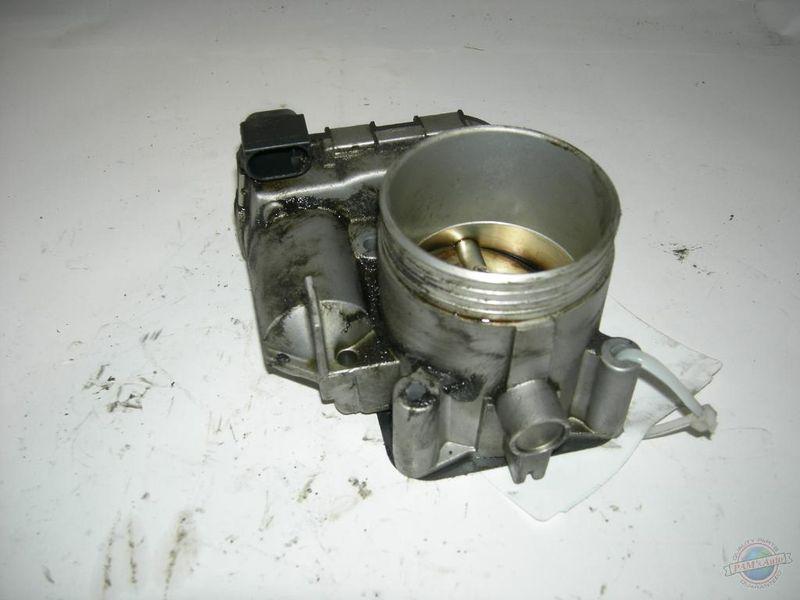 Throttle valve / body volvo 70 series 1174077 01 02 03 04 05 06 07 assy