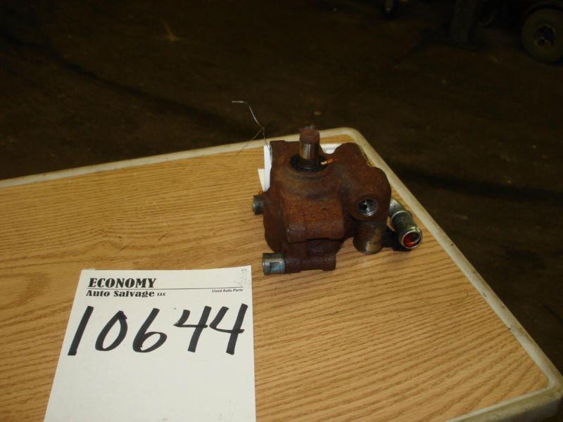 Ford taurus steering pump  08 09