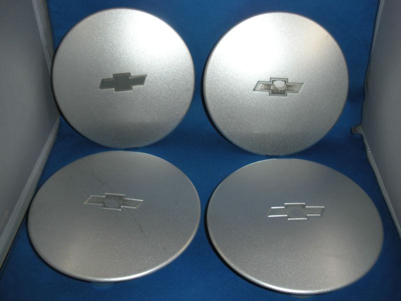 Set 2000-2002 chevy malibu center caps #9593521 (4) silver painted plastic 