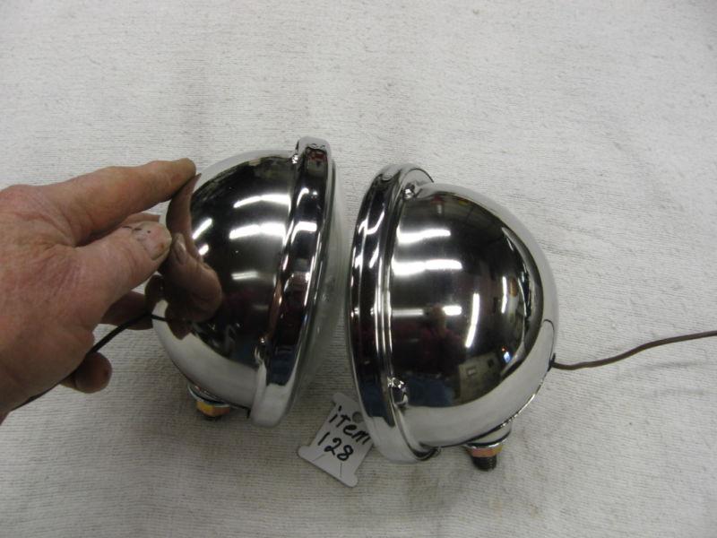 2 stainless steel lights 