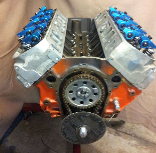 Chevy 410 cu in big block racing engine