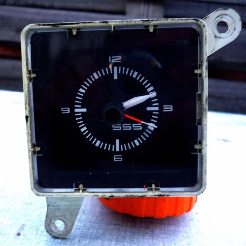 Datsun/nissan stanza sss dash interior clock -tested and working-