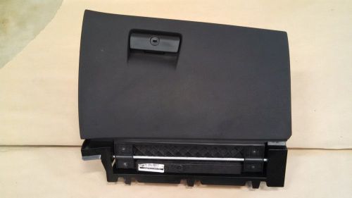 04-10 bmw x3 black oem glove box storage compartment lid latch lock housing