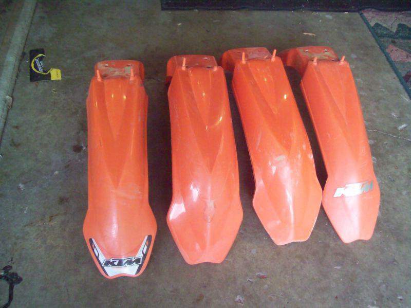 4 ktm front fenders for 2006 may fit others! (look free shipping)