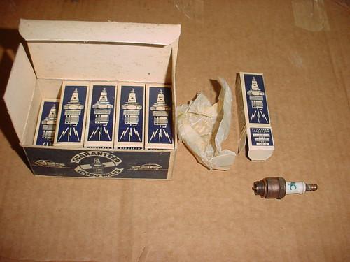 {10} ac #44 repaired spark plugs-nos in refurbished packaging from way back!!