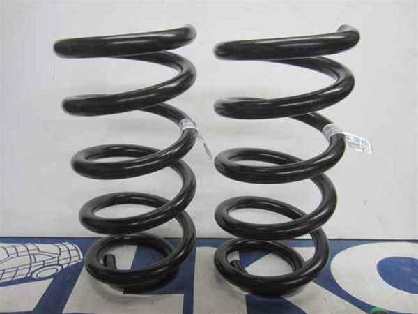 07-11 escalade pair of front factory coil springs oem