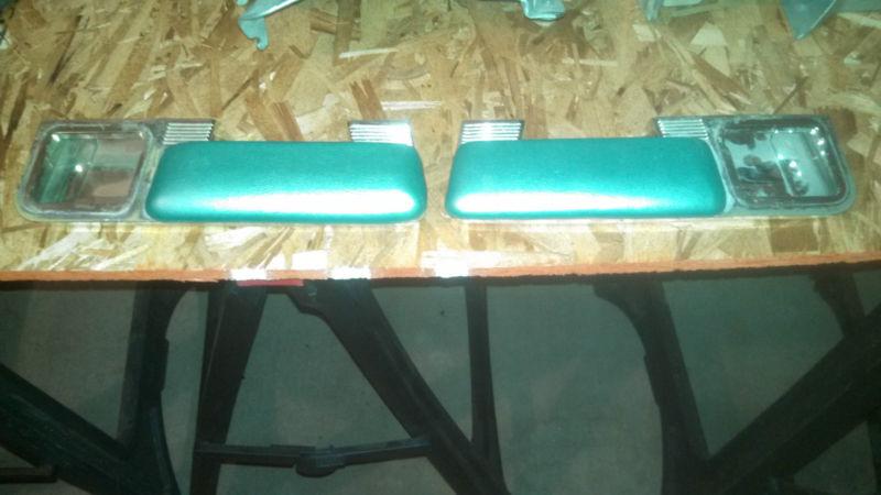 1967 chevelle  arm rests