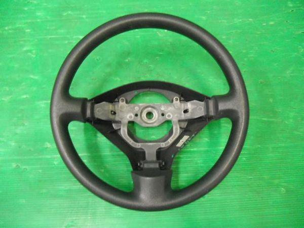 Toyota ist 2002 steering wheel [0770100]