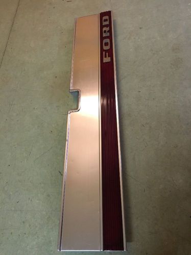 1983-1986 ford truck pickup f150 tailgate trim panel moulding red nice!!