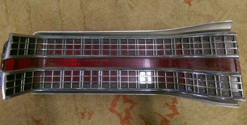 1968 chrysler new yorker driver side tail light . beautiful condition!