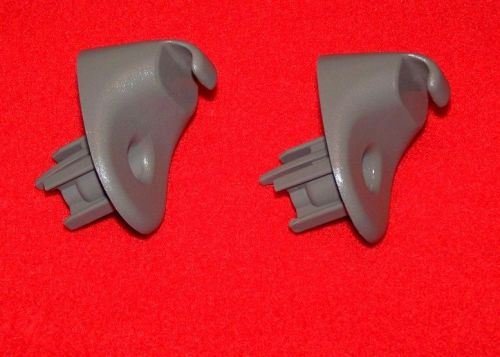 2000 - 2006 silverado sierra sun visor clips 2ea. (grey)