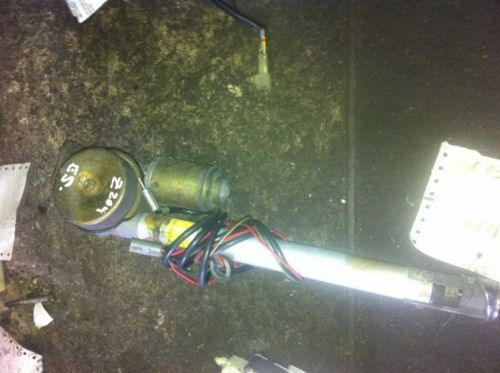 1984 cougar antenna right front door mounted factory power