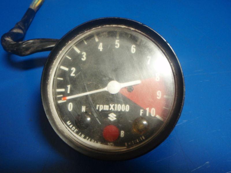 Suzuki rv 125 tachometer used  see pics / add for details defects/ works