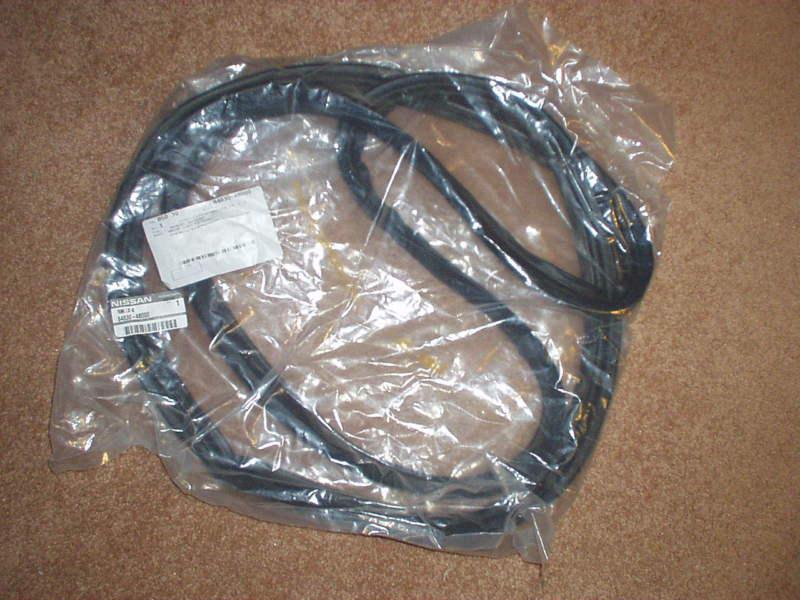 Brand new factory oem nissan sentra trunk weather strip lining liner 1995-1999