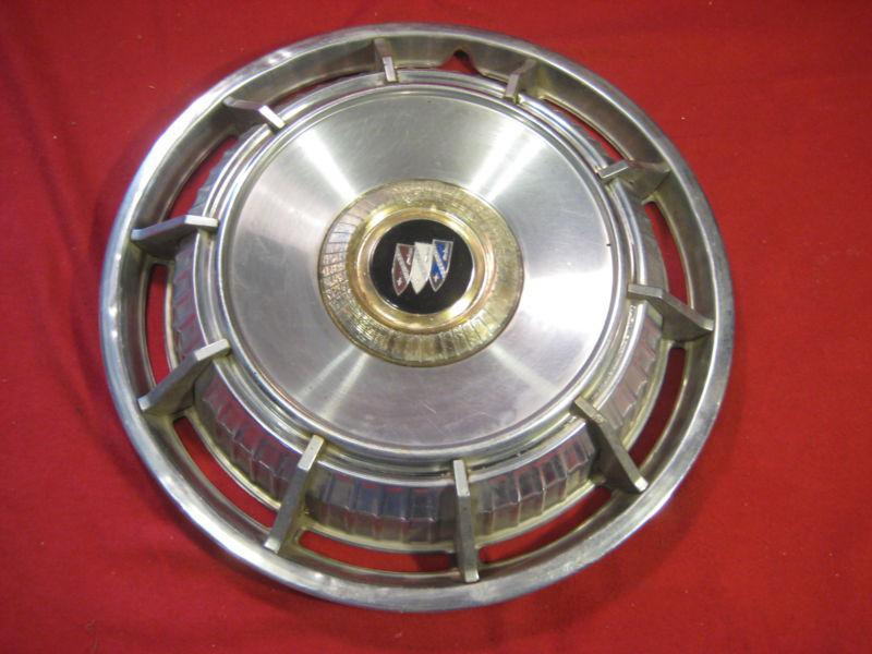 1962 buick 15" hubcap / wheel cover