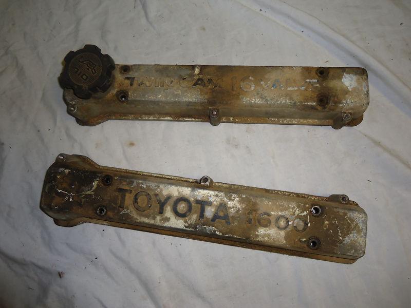 1987 toyota mr2 valve covers with oil cap