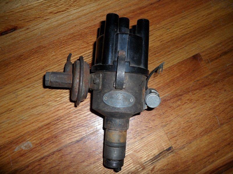 Vintage bosch distributor vw - porsche perfect for air-cooled engines! very old!
